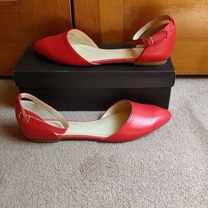 Tahari flats